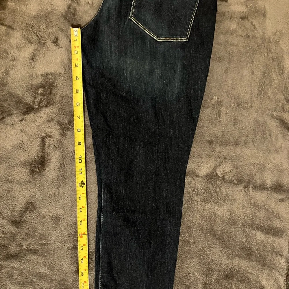 Denizen from Levi’s Jeans - Picture 3 of 8